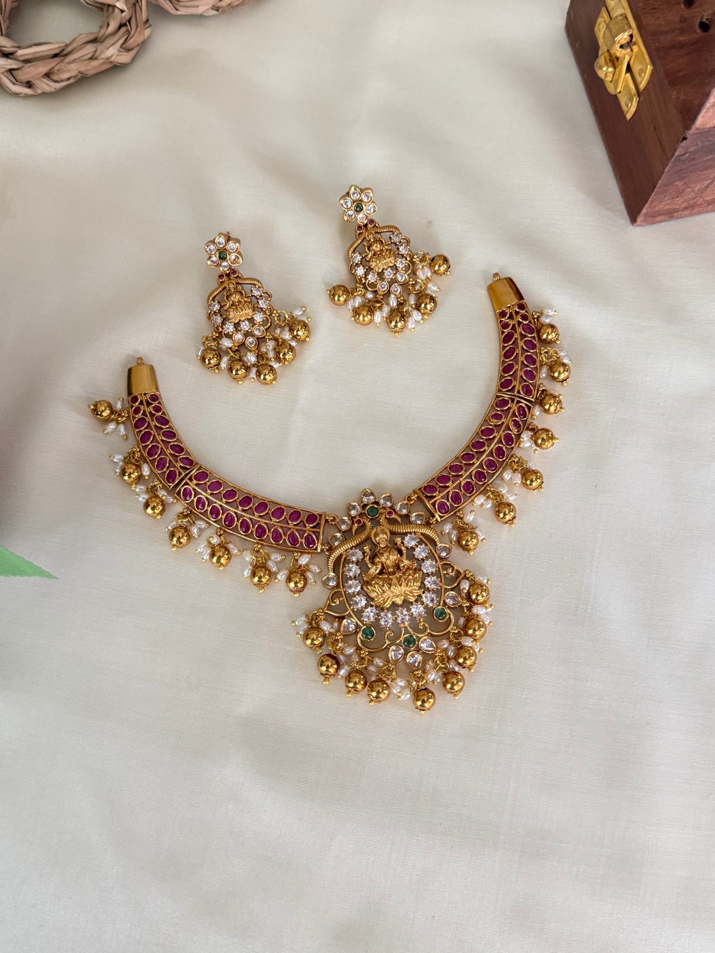 Ruby Kemp Choker Necklace Set