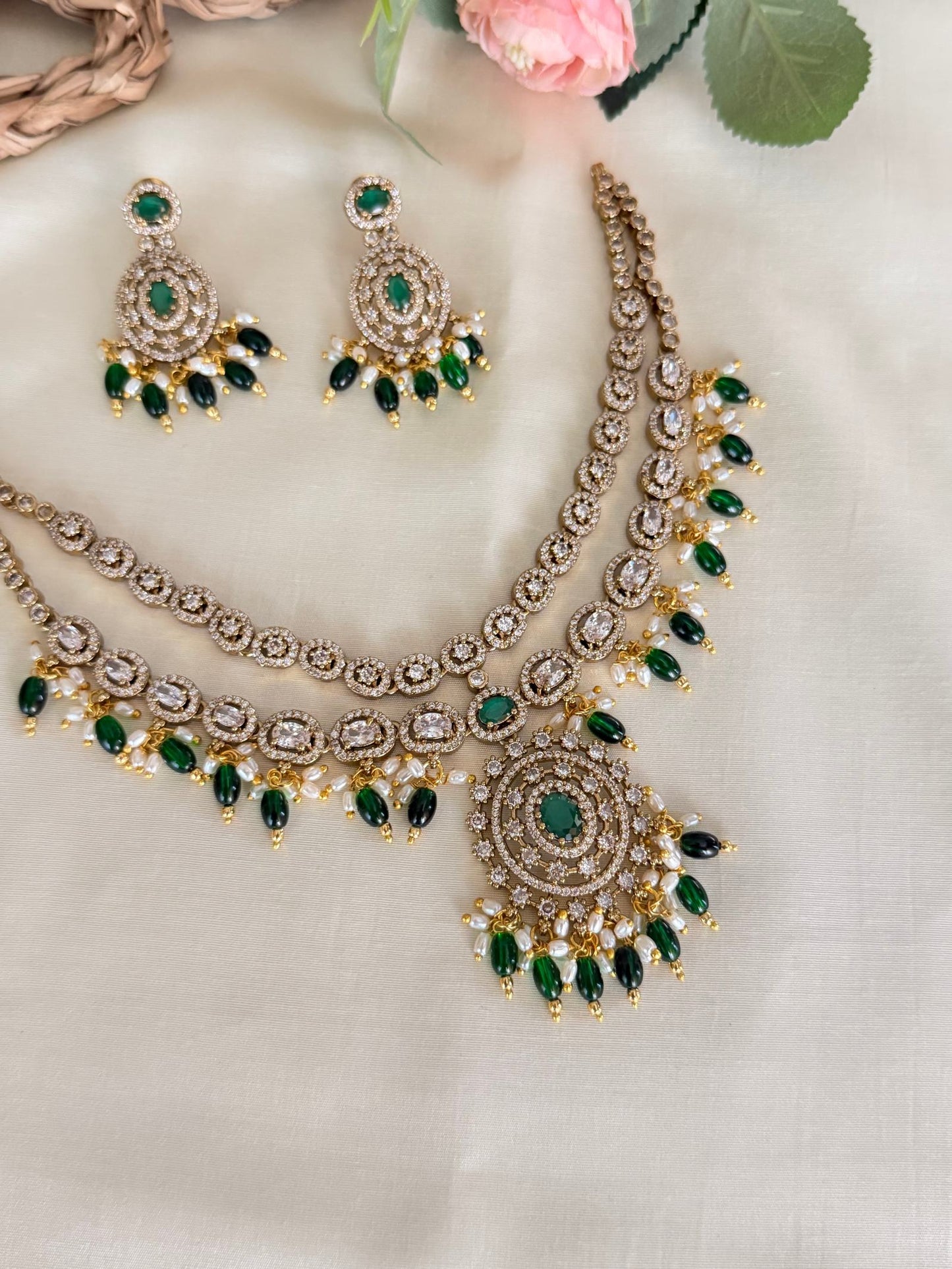 Double Layer Round Pendant Necklace Set