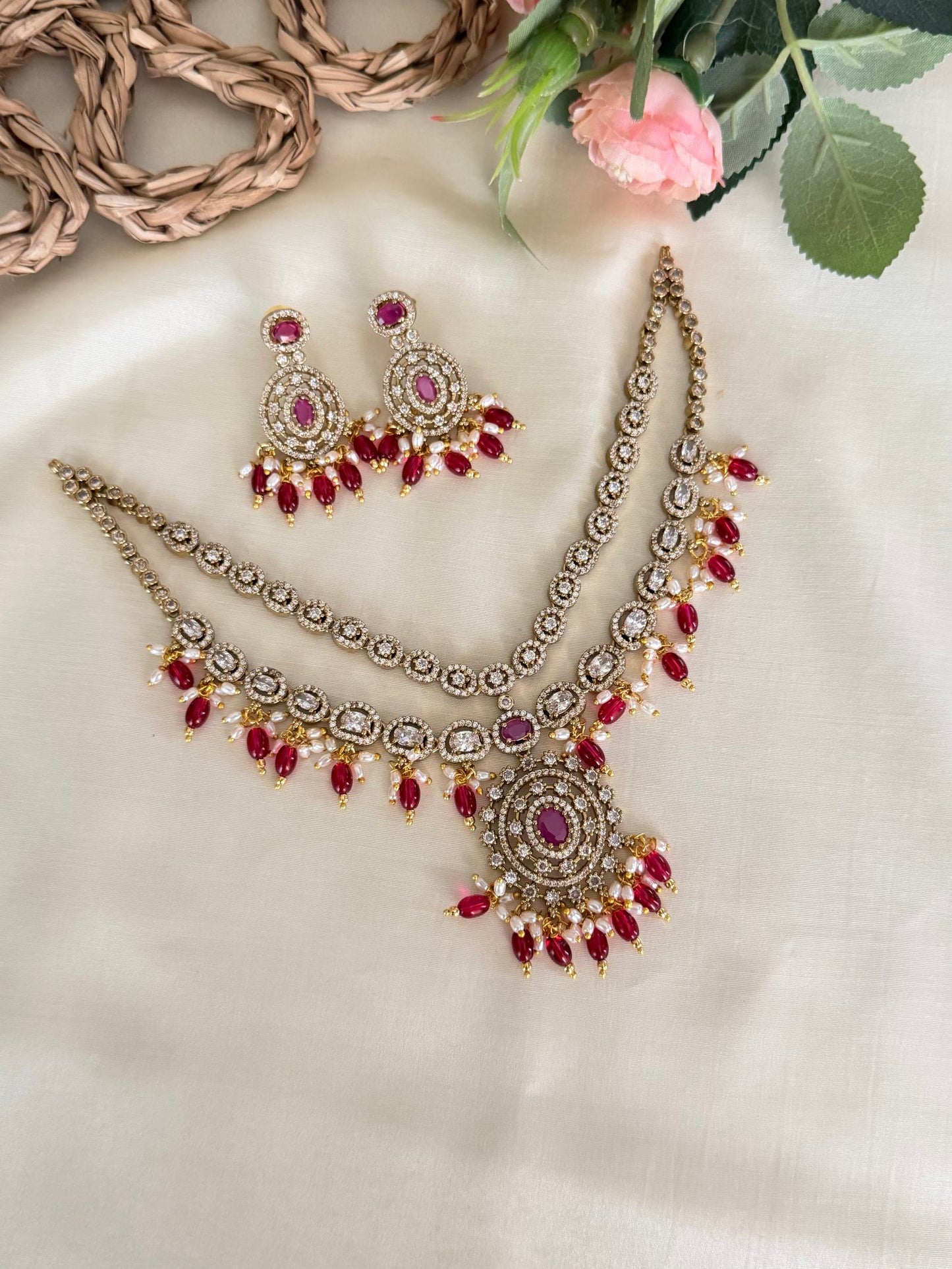 Double Layer Round Pendant Necklace Set