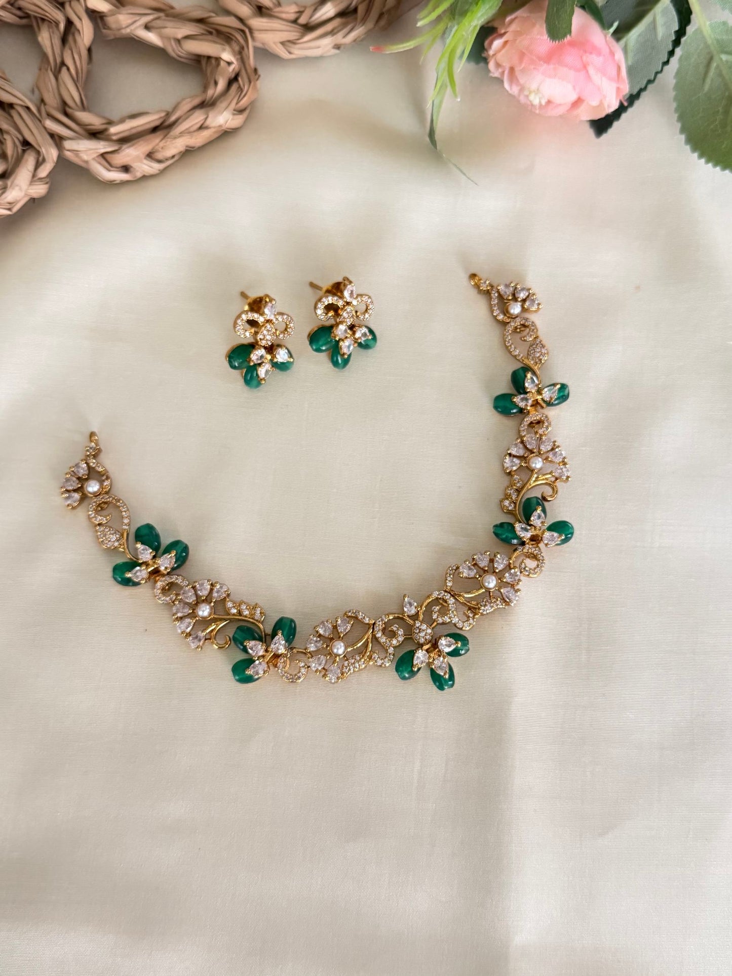 Floral Green Stone Necklace Set
