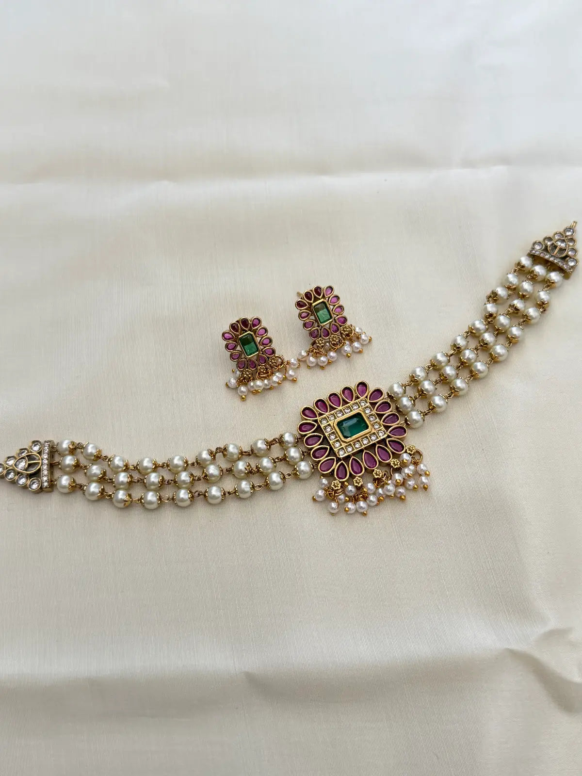 Kemp Pearl Choker