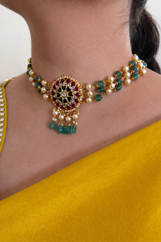 Kundan Floral Emerald Pearl Choker