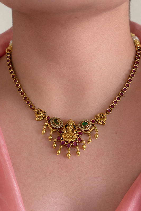 Lakshmi Devi Kemp Stone Necklace