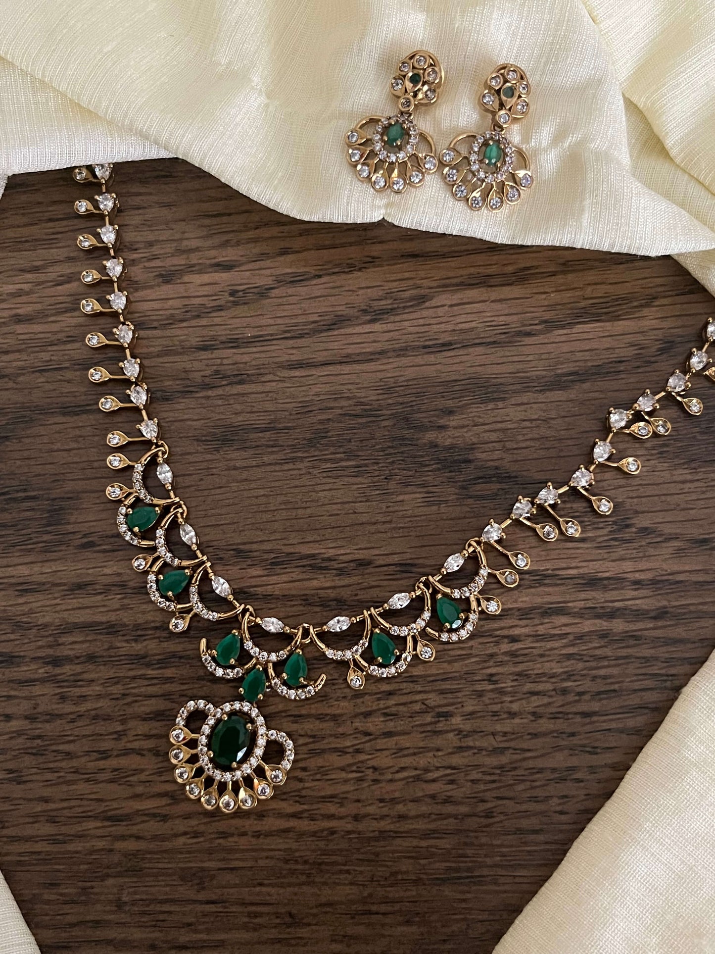 Floral Motifs Sleek Drops AD Necklace Set with Earrings – Lightweight & Elegant