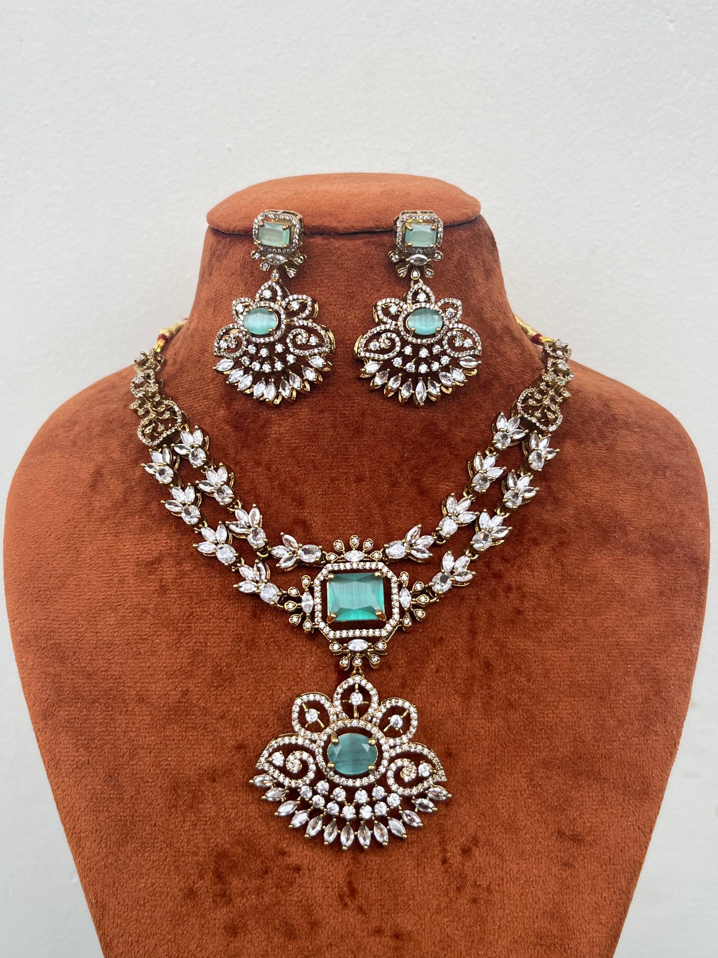 Victorian Double Layer Floral Necklace Set – Mint & Green Variants