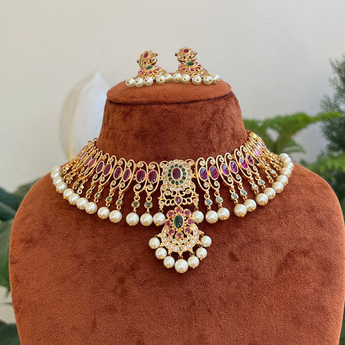 Aditi Rao Inspired Kemp Stone Choker Set