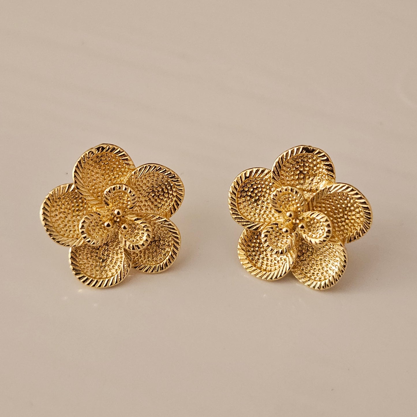 Flora Studs