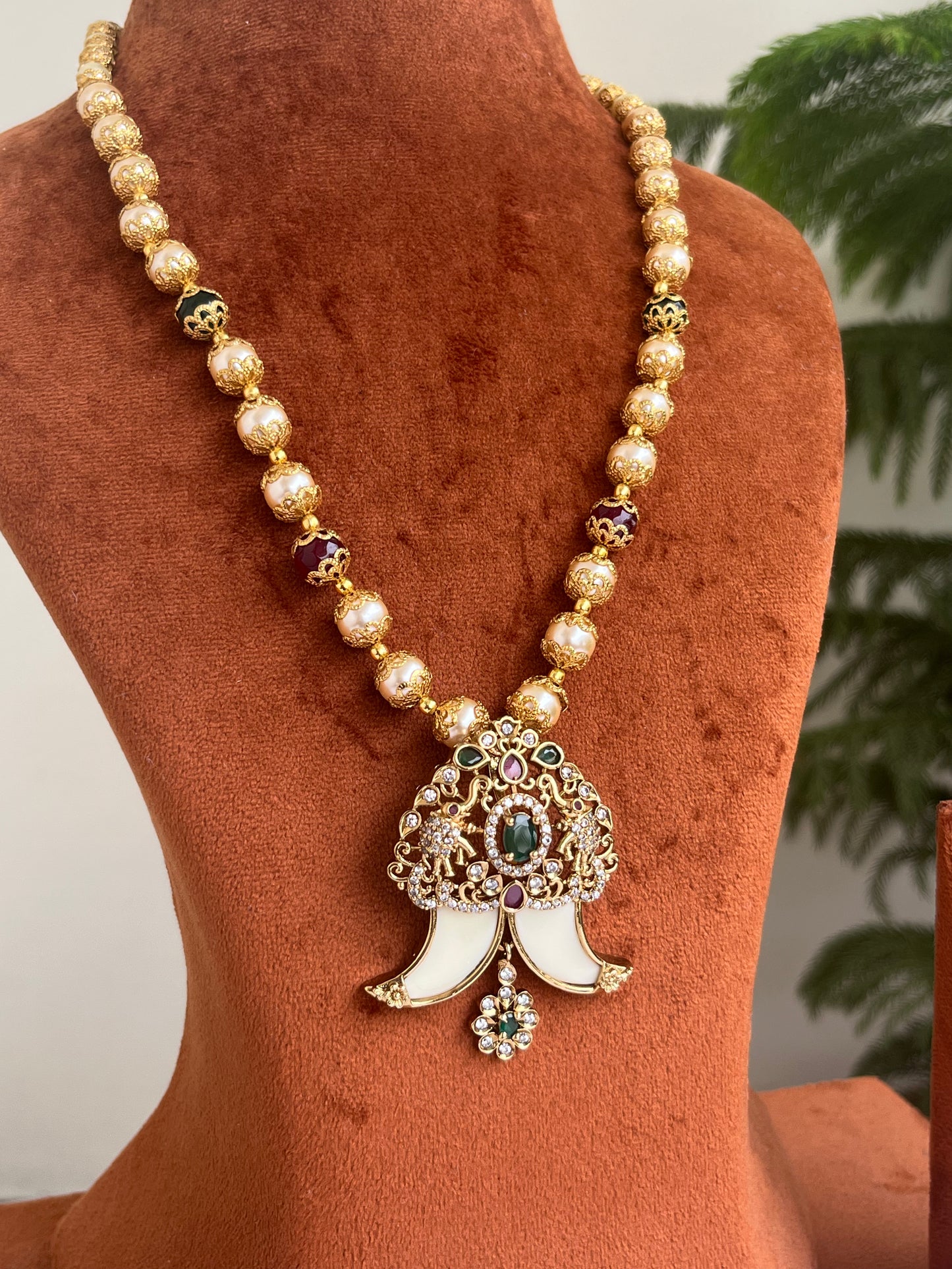Elephant Motif Tiger Nail Pendant Haram with Pearls – Royal Traditional Jewellery