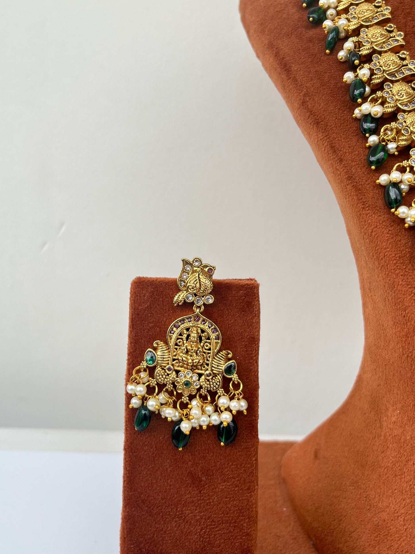 Lakshmi Devi Haram Set