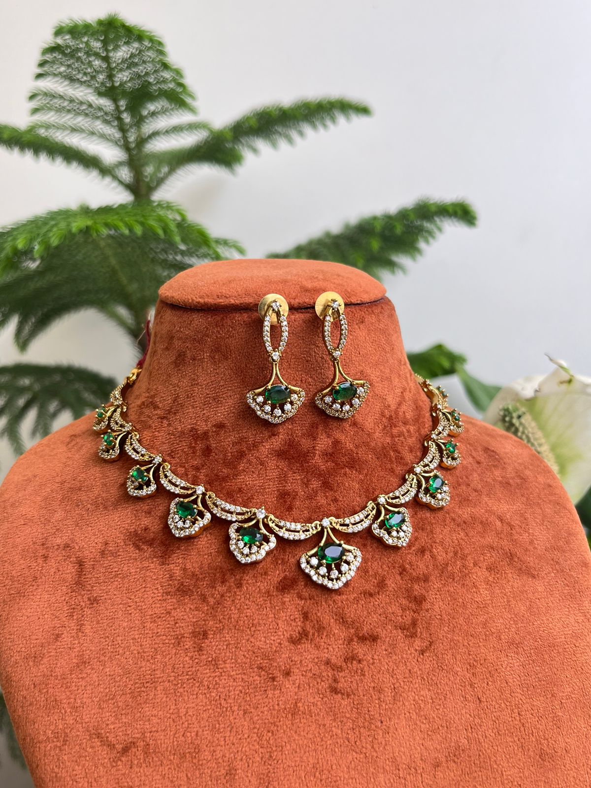 Flower Motif Statement Necklace – Green – With Earrings