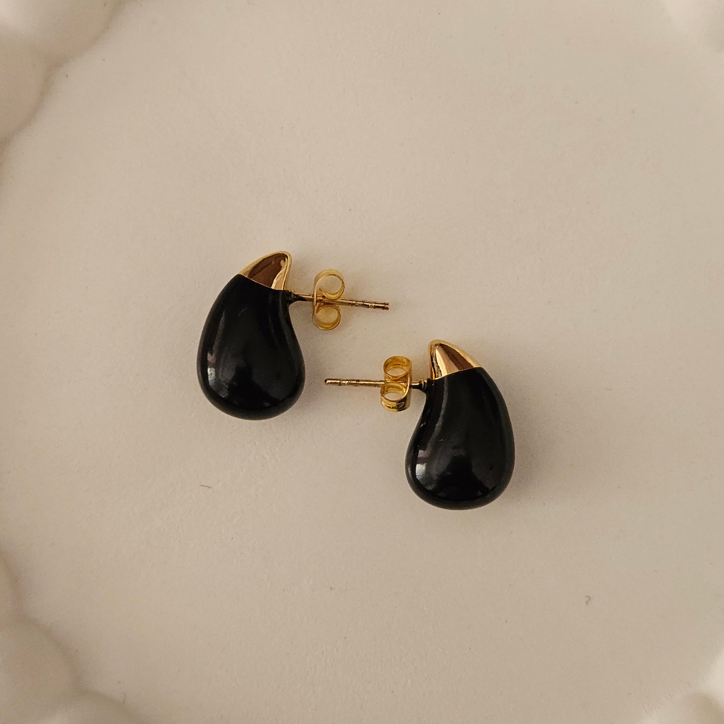 Drop Earrings - Black