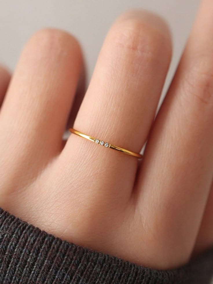 Lilly Ring